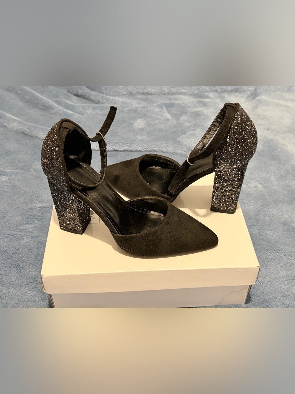 SHEIN Black Glitter Block Heel Ankle Strap Pumps